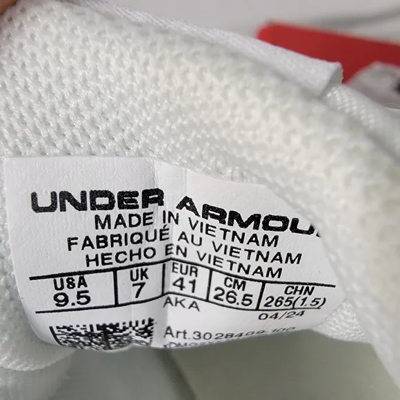Under Armour W Essential Runner Women's Size 9.5 White  Sneakers Athletic Shoes