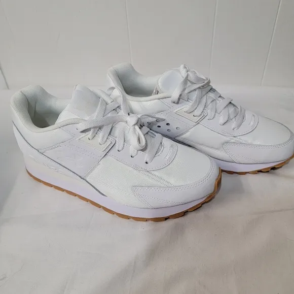 Under Armour W Essential Runner Women's Size 9.5 White  Sneakers Athletic Shoes