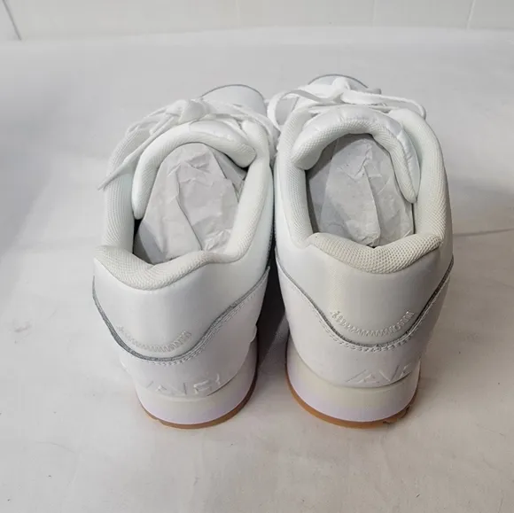 Under Armour W Essential Runner Women's Size 9.5 White  Sneakers Athletic Shoes