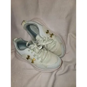 Under Armour Womens Essential Light Blue Shoes Size 8.5 -