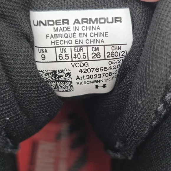 Under Armour Womens HOVR Highlight Ace 3.0 Black White Volleyball Shoes Size 9