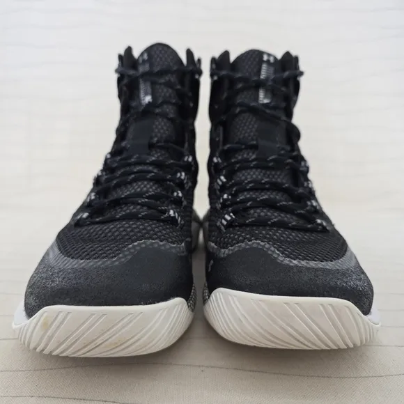 Under Armour Womens HOVR Highlight Ace 3.0 Black White Volleyball Shoes Size 9