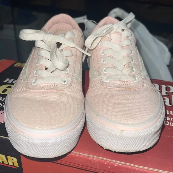 VANS Authentic Girls light pink Shoes NWT SZ 13