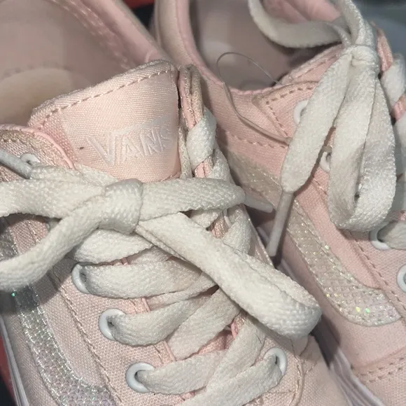 VANS Authentic Girls light pink Shoes NWT SZ 13