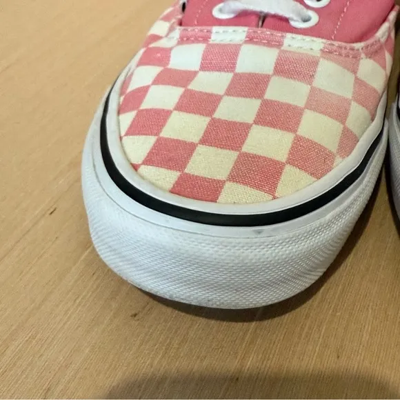 VANS Off The Wall Lace Up Sneakers-Pink,White/Checkered Sz 7.5 Men’s Great Cond.