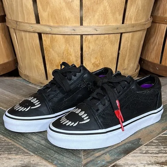 Vans Old Skool Fangs Vampire Blood Black Leather Sneakers Shoes Youth Size 5.5