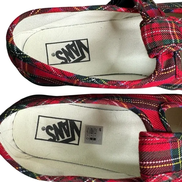 Vans Plaid Mary Janes Shoes. Size 10.5