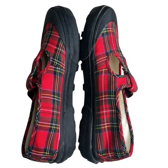 Vans Plaid Mary Janes Shoes. Size 10.5