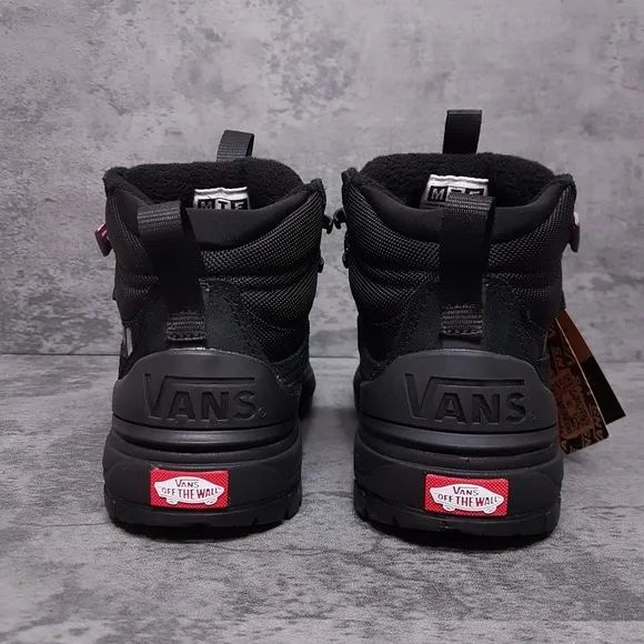 VANS Ultrarange Exo MTE 2 Gore Tex Boots Shoes Mens 7.5 Womens 9 Black Nby