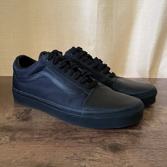 Vans x A Tribe Called Quest Old Skool Shoes Mens Sz 9.5 Womens 11 Black Red