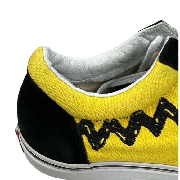 Vans x Peanuts Charlie Brown Good Grief Old Skool Black Yellow Size Mens US 11