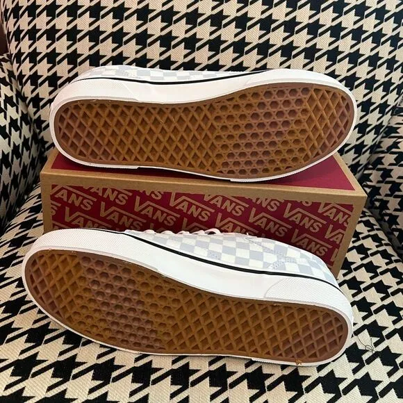 Vans Seldan Women's Skate Shoes Checkerboard Light Blue/White- Size 9.5
