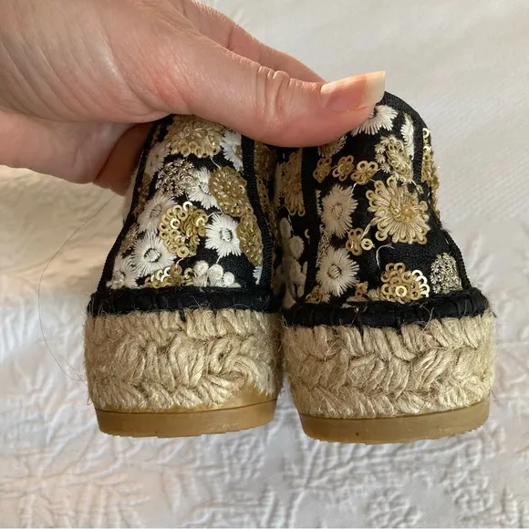 Vidorreta embroidered floral pull on espadrilles flats shoes Spain size 38, 8
