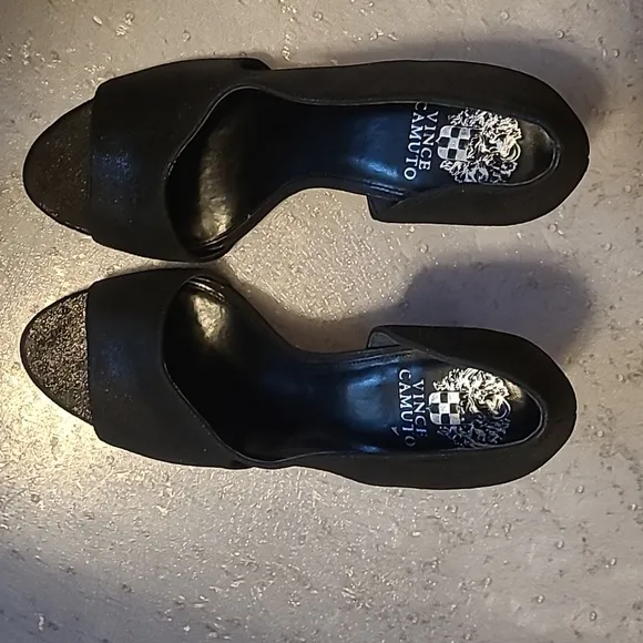 💕Vince Camuto ALINTON Sandals💕Size 11