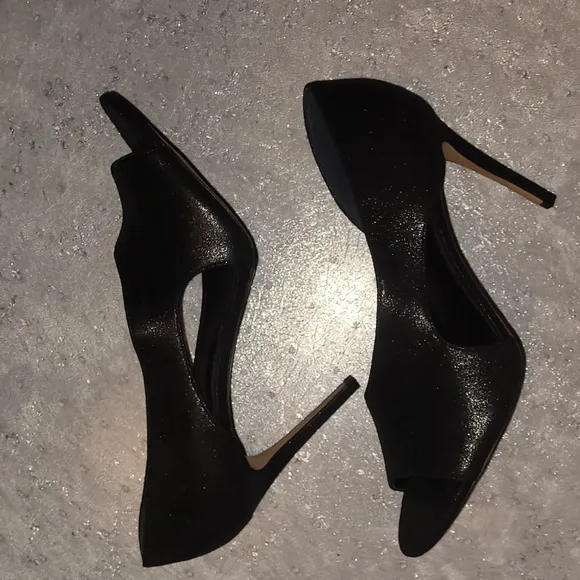 💕Vince Camuto ALINTON Sandals💕Size 11