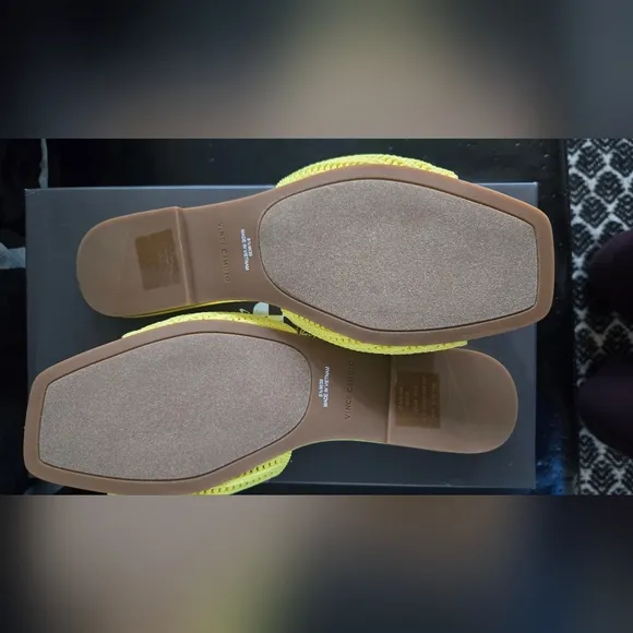 Vince Camuto Skylinna Washabke Knit Yellow Women's Slide Sandals 8.5 NIB