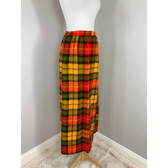 Vintage 70s Maxi Skirt Buffalo Check Plaid Tartan Fall Winter Grunge Punk Indie