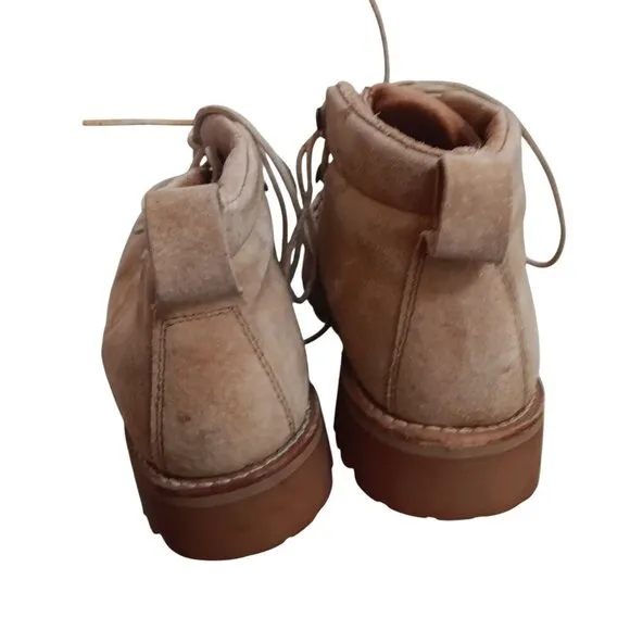Vintage 7.5 Womens Hiking Boots Vibram Waffle Sole Mountaineering Wolverine