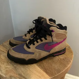 Vintage 90s Nike Caldera suede leather canvas hiking boots sz 7.5