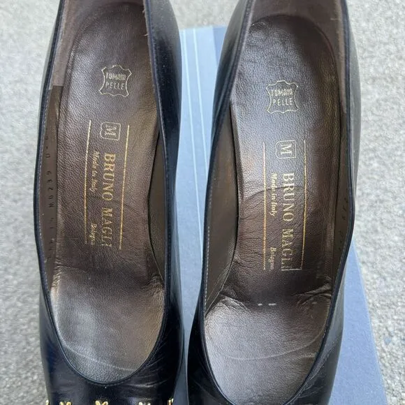 Vintage Bruno Magli Posti Black Studded Pumps Size 7.5 Made in Italy