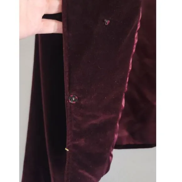 Vintage Burgundy Velvet Cropped Blazer With Ornate Gold Clasp 8 VTG EUC