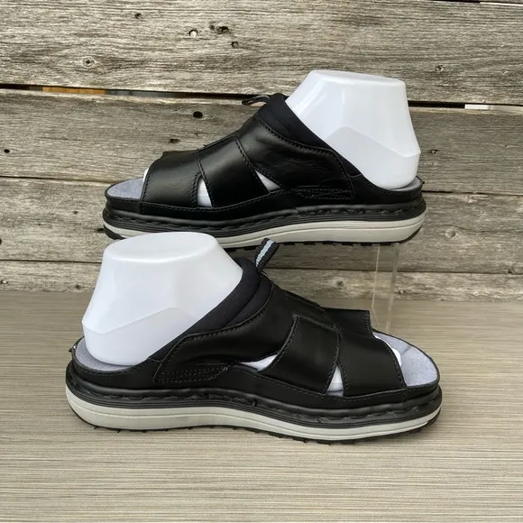 Vintage Dr. Martens AirWair 90's Chucky Platform Black Leather Slip On Sandals