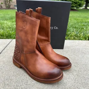 Vintage Foundry Co. Stacy Studded Leather Boots Ankle Biker Brown Size 7.5