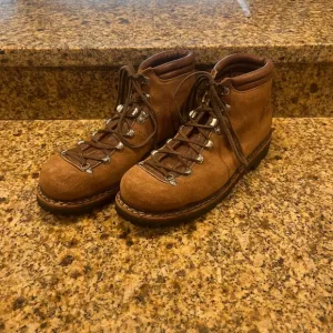 Vintage LOWA Mountaineering Hiking Boot Tan Suede Unbroken In Mens 6.5 Wmns 8