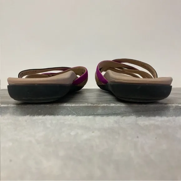 Vionic Dava Sz 7 Leather Straps Slip On Sandals Purple Magenta