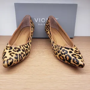 Vionic Josie Leopard Print Leather Shoes size 7