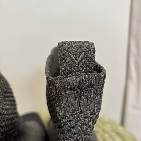 VIVAIA Melissa Lace Gray Square-Toe Perforated Knit Pull On Heeled Ankle Boots