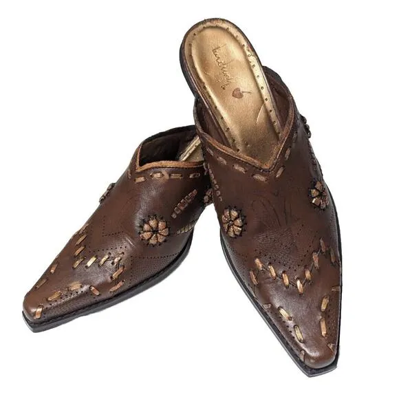 Vtge Western mules size 9 womens Brown/Copper GUC stacked Shaped Heel.