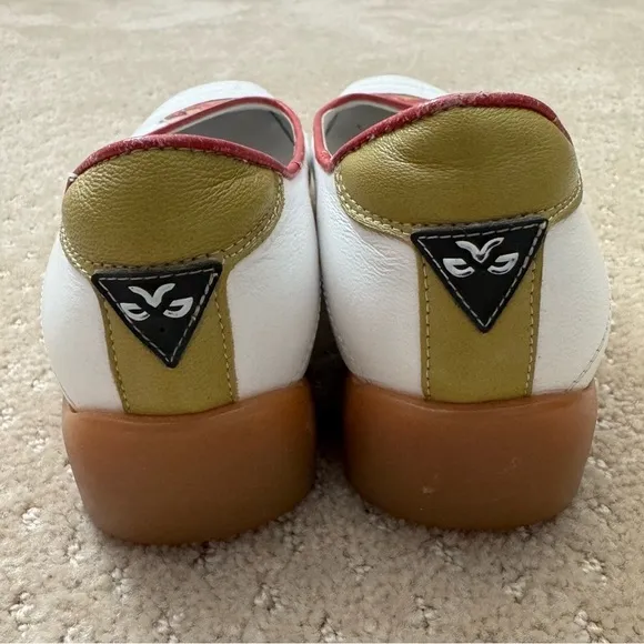WALTER GENUIN Women SlipOn Leather Linea Stretch Italy White Golf Shoes-Size 6.5