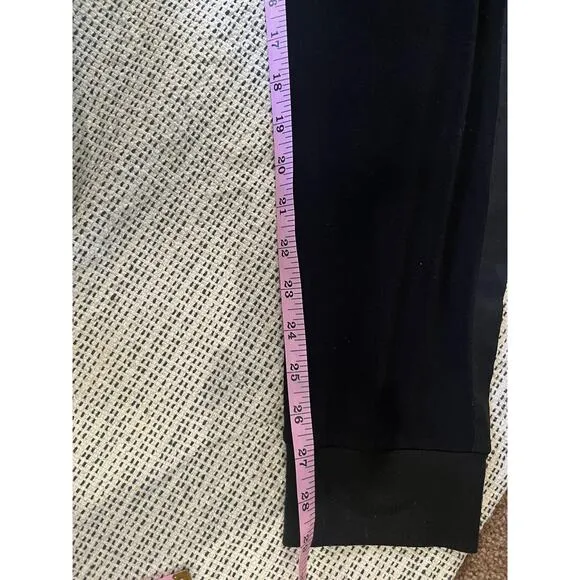 WAYF black jogger pants size small
