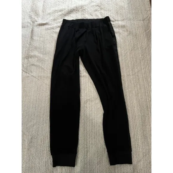 WAYF black jogger pants size small