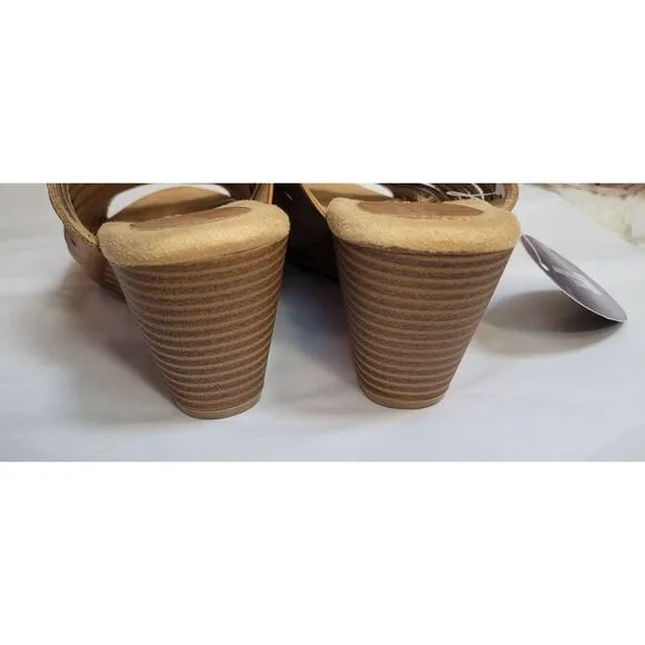 White Mountain Pisces Slip On Tan Leather Sandals 3” Wedge Sz 9 New
