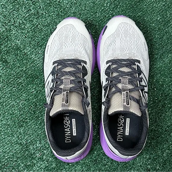 Women's 10 B M New Balance DynaSoft Nitrel v5 Light Arctic Grey Honeycomb Shoes