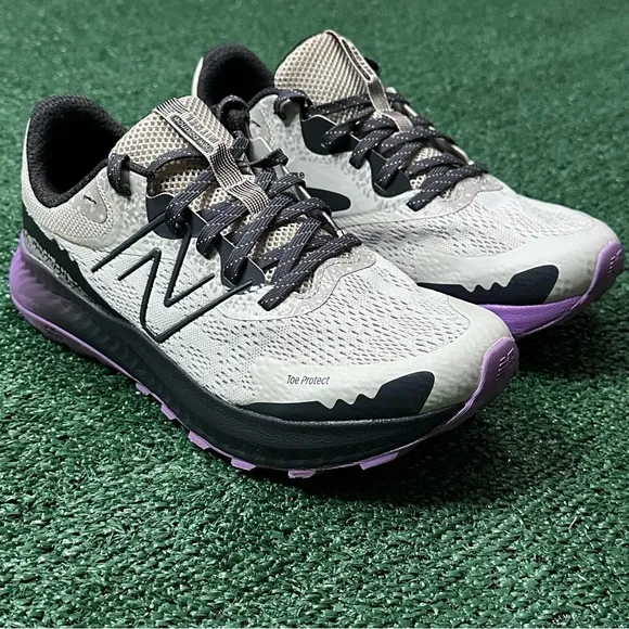 Women's 10 B M New Balance DynaSoft Nitrel v5 Light Arctic Grey Honeycomb Shoes