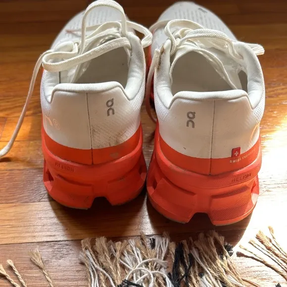 Women’s ON cloudmonster running shoes