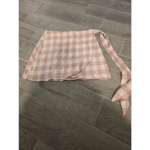 Women's Reformation Sax Skirt Wrap Linen Pink and White Gingham Size Medium