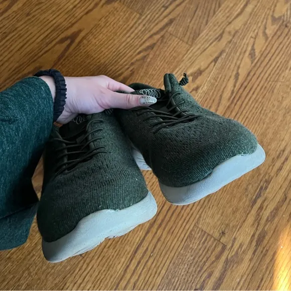🟢WOOLLOOMOOLOO: Men’s Belmont style size 46, merino wool sneakers, preowned🟢