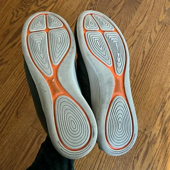 🟢WOOLLOOMOOLOO: Men’s Belmont style size 46, merino wool sneakers, preowned🟢