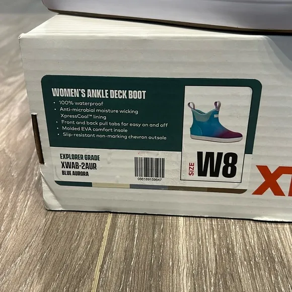 XTRATUF Ankle Deck Boot Blue Aurora Size 8 NEW