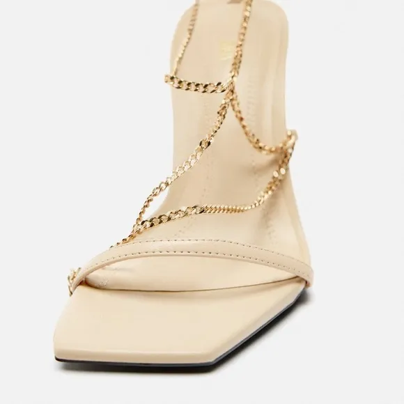 🖤ZARA CHAIN TRIM HEELED LEATHER SANDALS