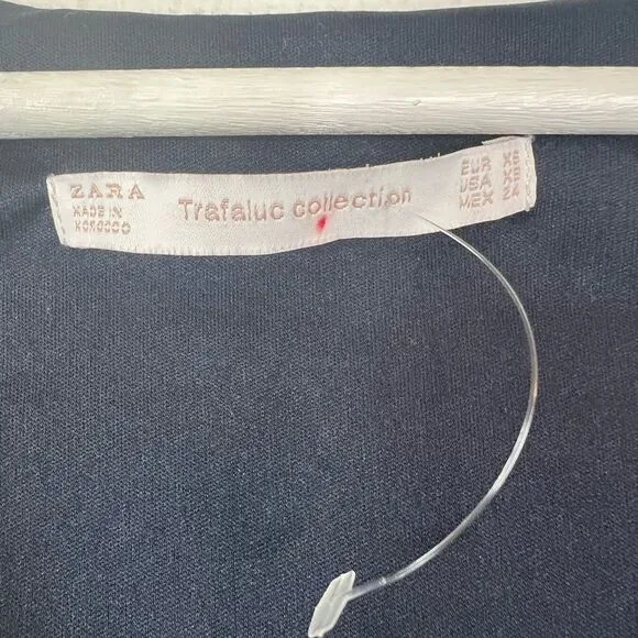 ***** Zara Trafaluc Ling Sleeve Maxi Dress (i)