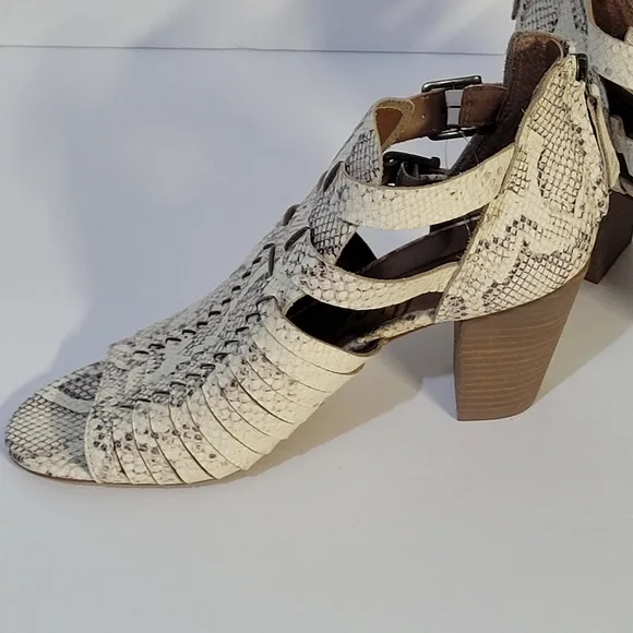 Zodiac Cassie Leather Heel Sandal